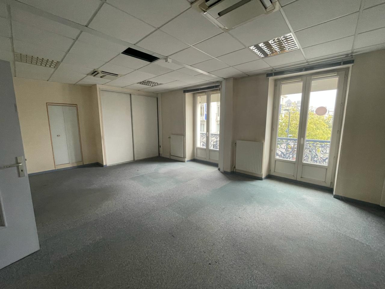 Bureau Rennes 857m² Location bureau Rennes Ille-et-Vilaine OLBUR2315439 7